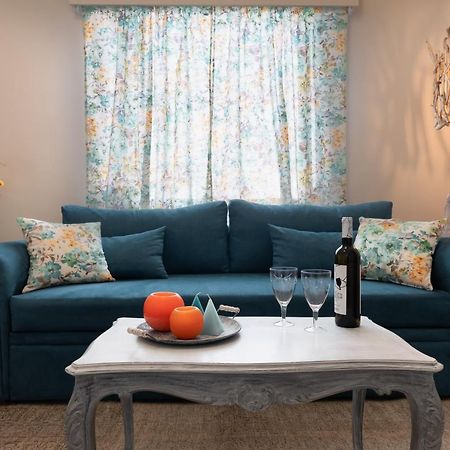 Athens Flower Apartment Bagian luar foto