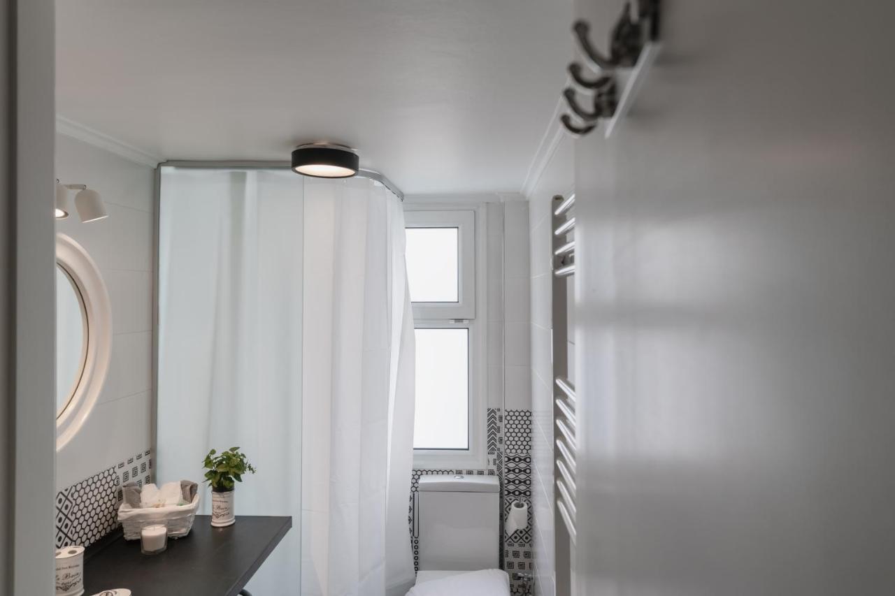 Athens Flower Apartment Bagian luar foto